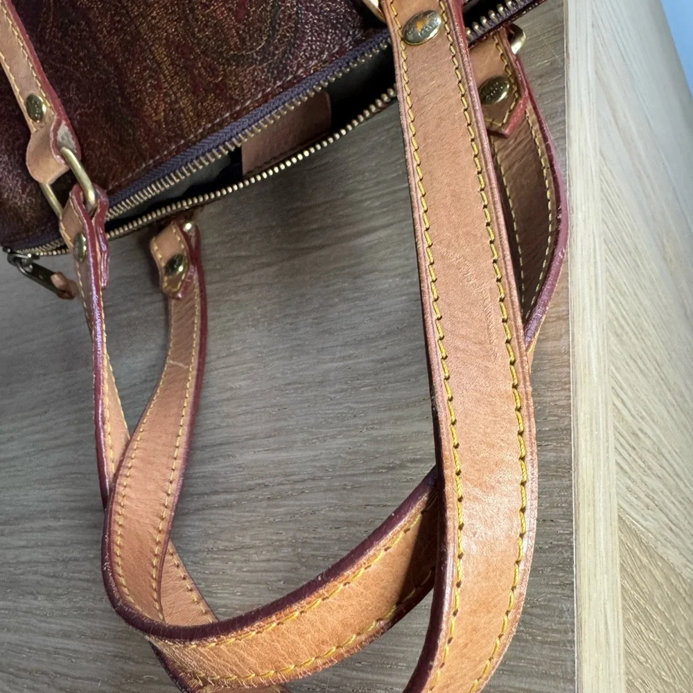 Vintage Etro Milano barrel handbag - Picture 12 of 15
